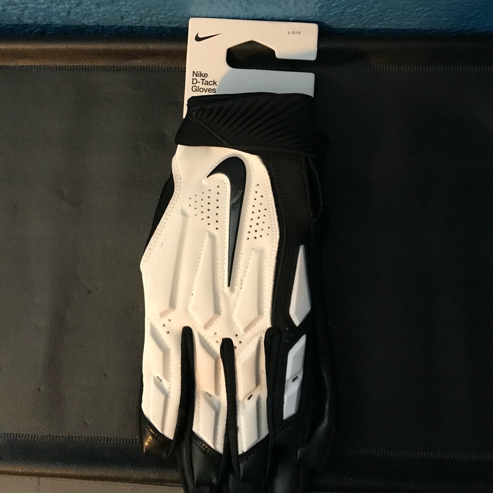 New Nike D-Tack Padded Lineman Football Gloves White/Black Size L